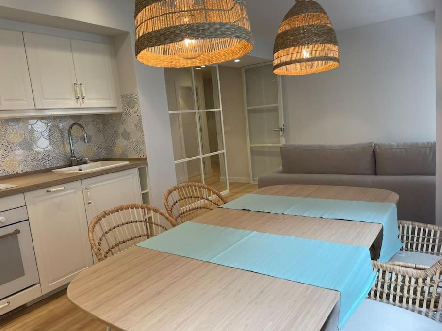 Apartamento A Estrenar En Centro Gijon. Fibra-Tv Eksteriør bilde