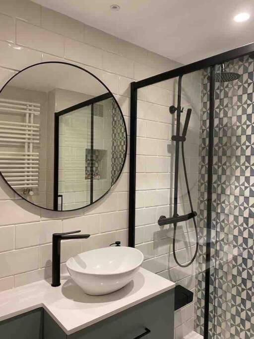 Apartamento A Estrenar En Centro Gijon. Fibra-Tv Eksteriør bilde